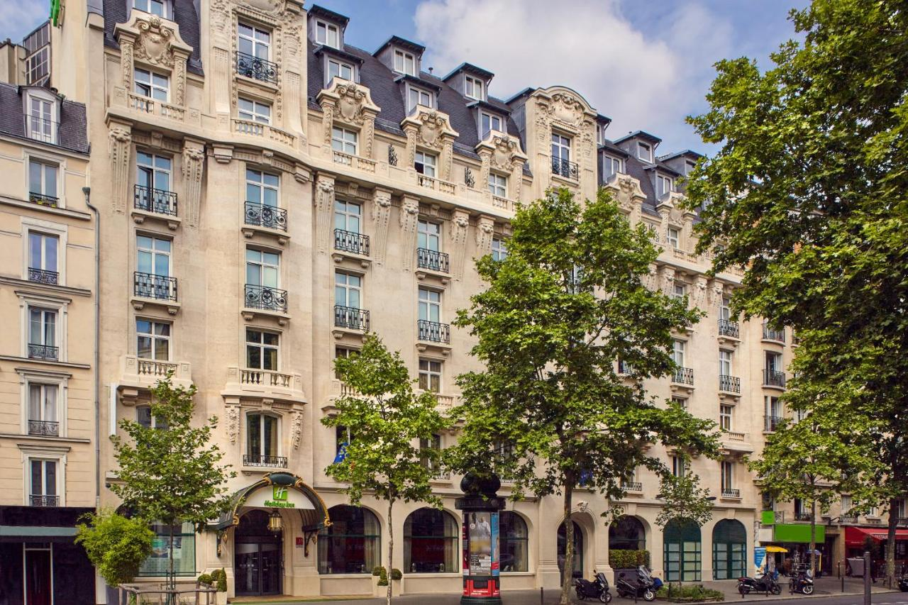 hotel near gare de lyon next to metro station 