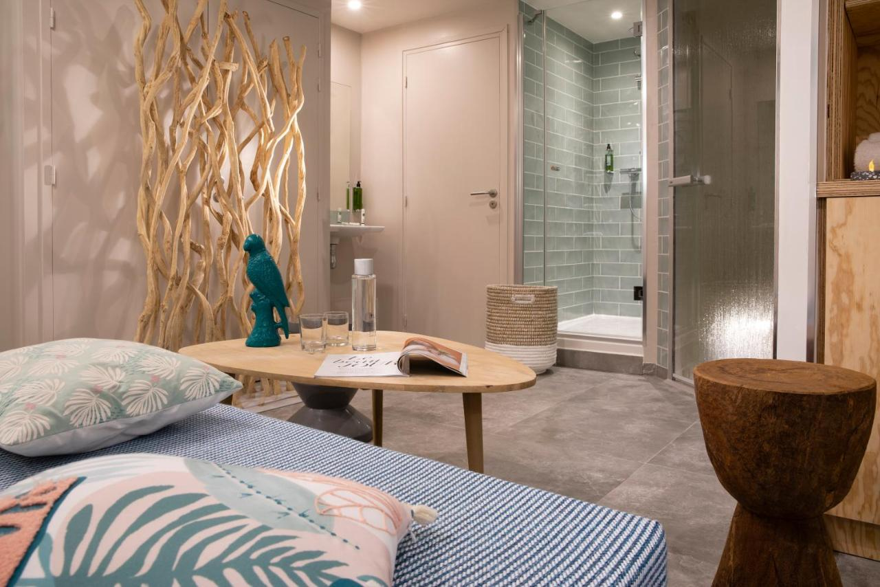 hotel near gare de lyon with comfortable room  