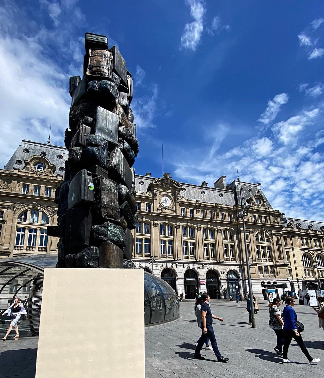 gare saint-lazare near rue royal