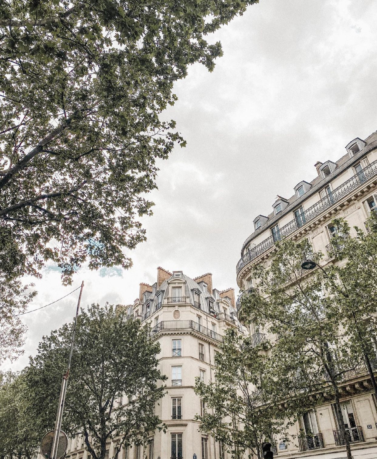 official residence in an upper middle class in la madeleine 