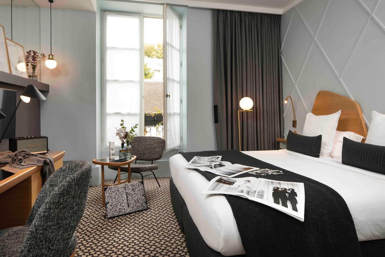 4 star hotels in paris with free wifi