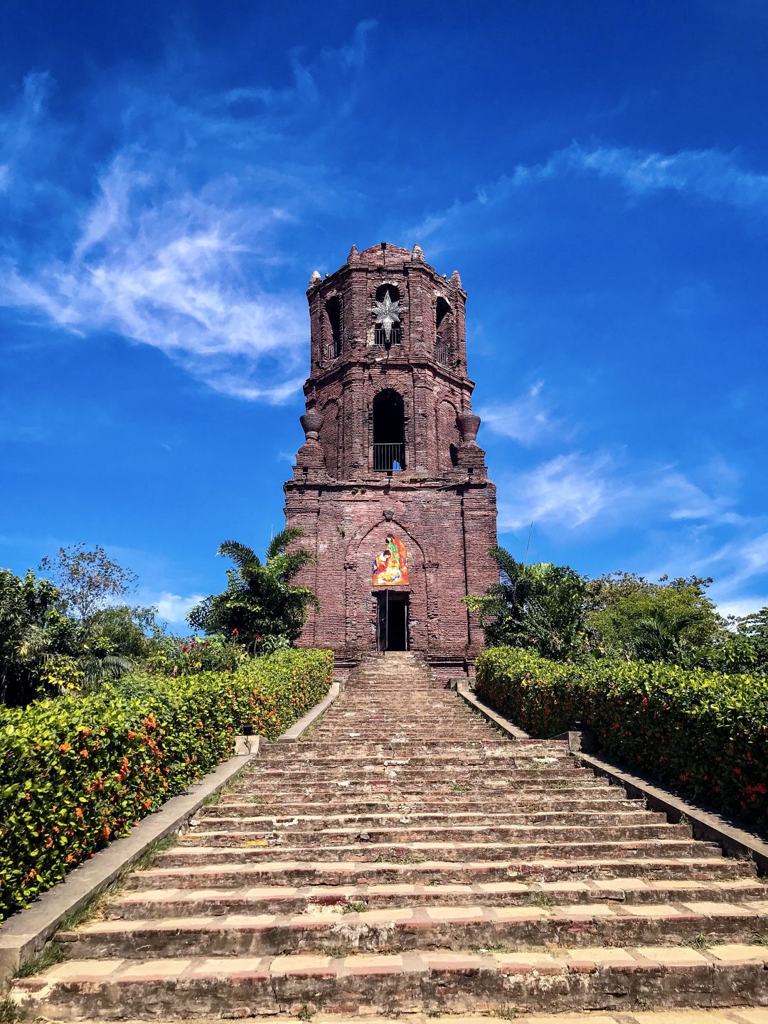 places to visit in vigan philippines