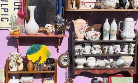 [2023 Guide] The Best Flea Markets in Paris | 8 Places to Shop