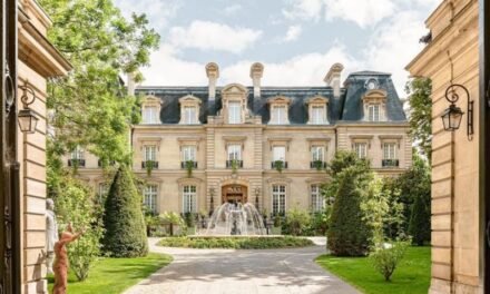 [2023 GUIDE] Saint James Paris Hotel Review