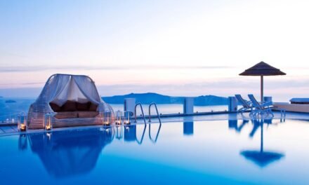[2023 PICKS] The Best Boutique Hotels in Santorini, Greece