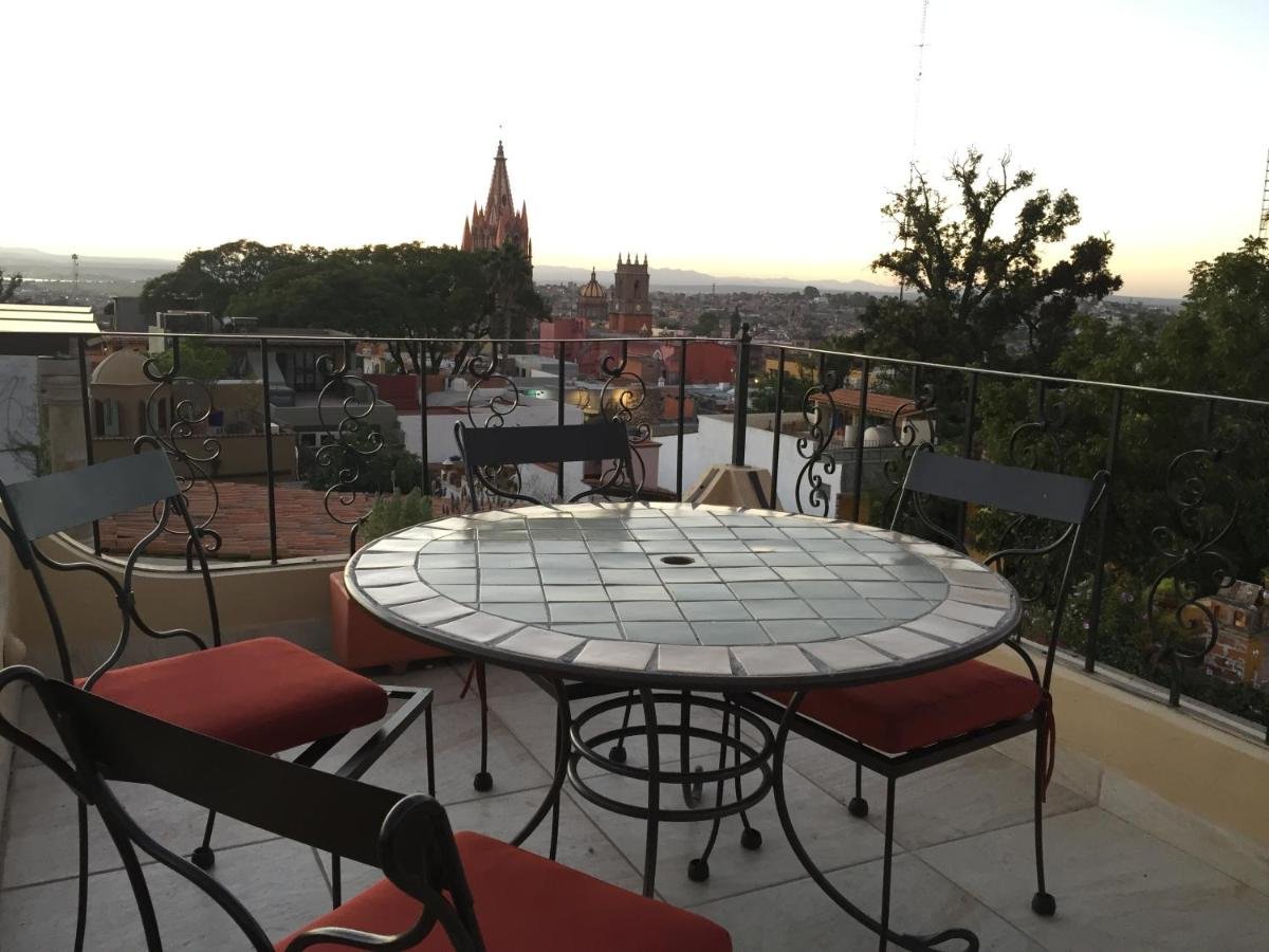 Gallery image of this property