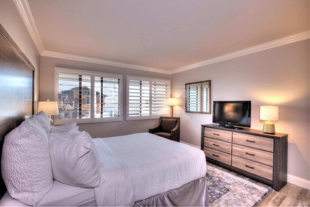 Gallery image of this property