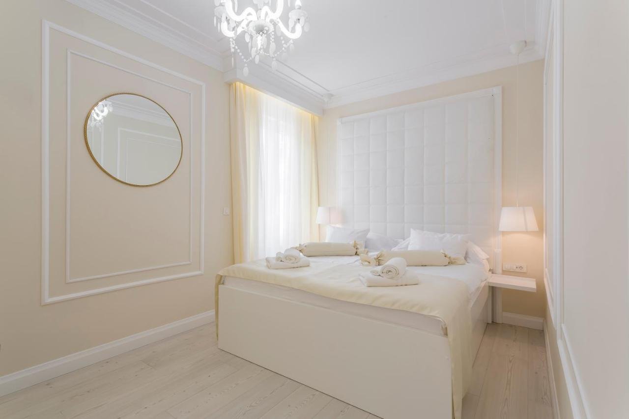 Gallery image of this property