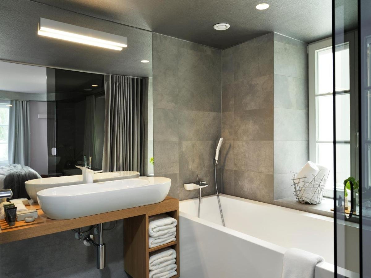 Gallery image of this property