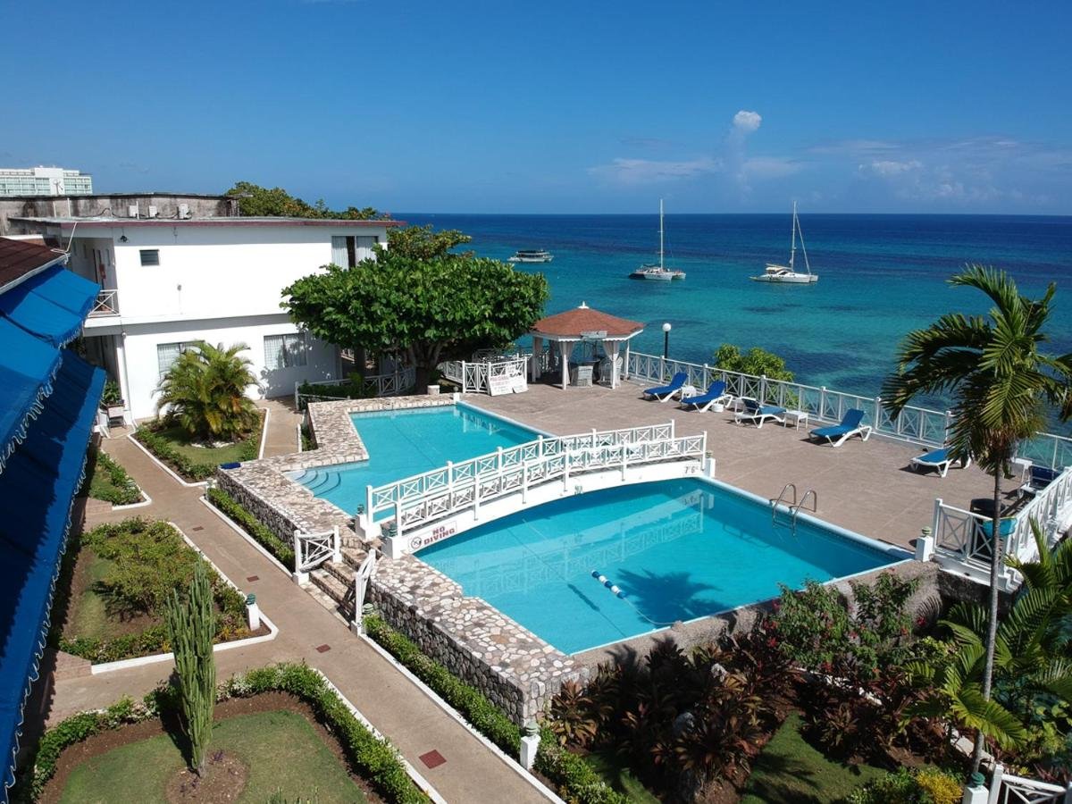Gallery image of this property