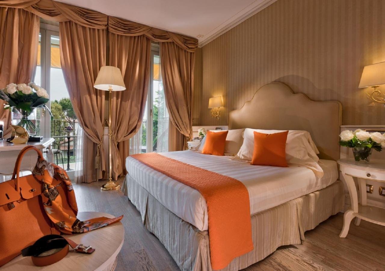 Gallery image of this property