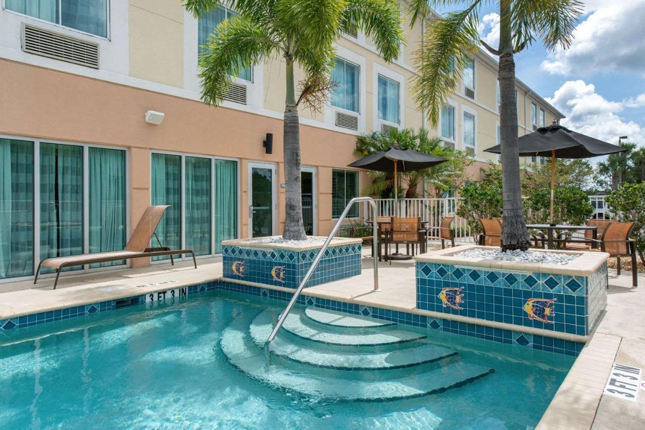 Gallery image of this property