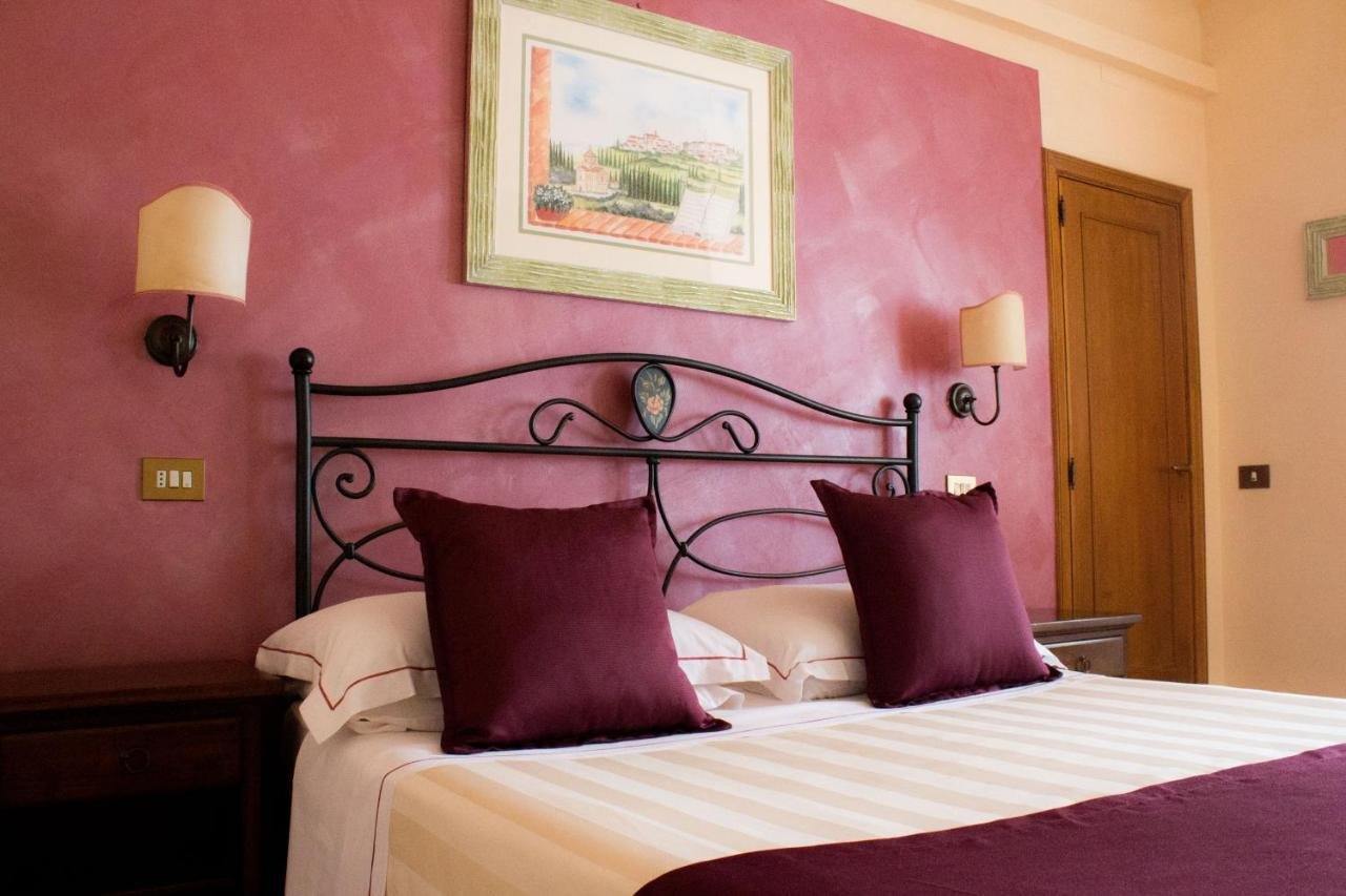 Gallery image of this property