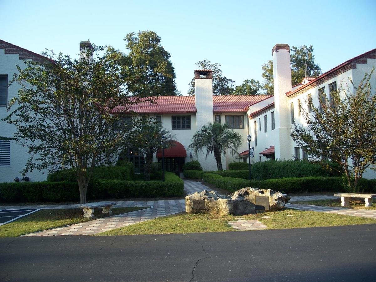 Gallery image of this property