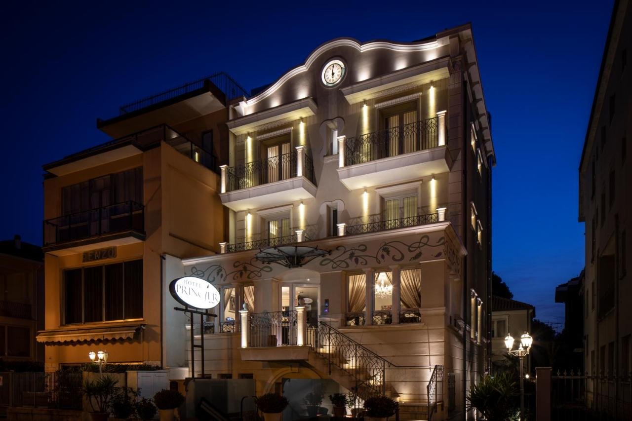Gallery image of this property