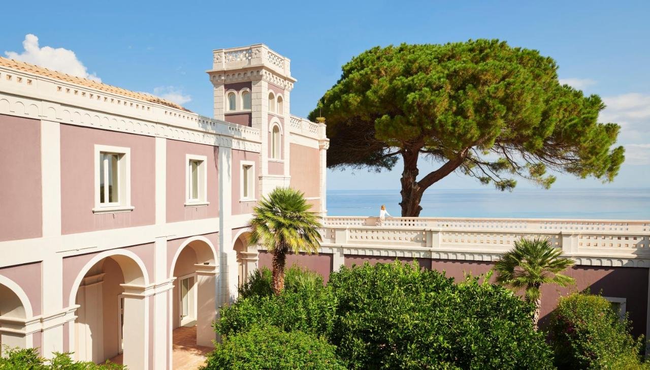 Gallery image of this property