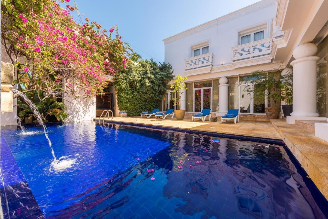 Gallery image of this property