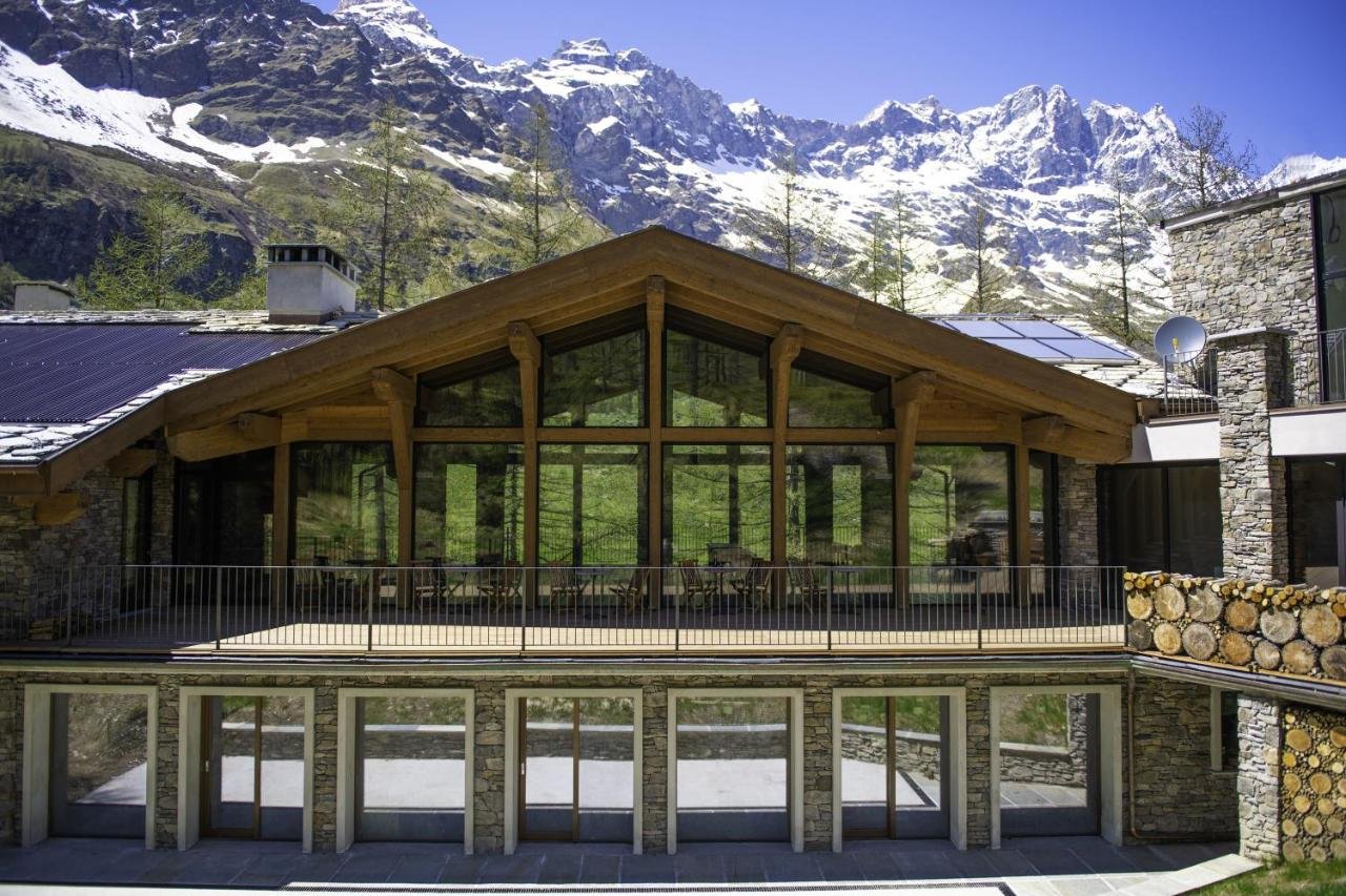 Gallery image of this property