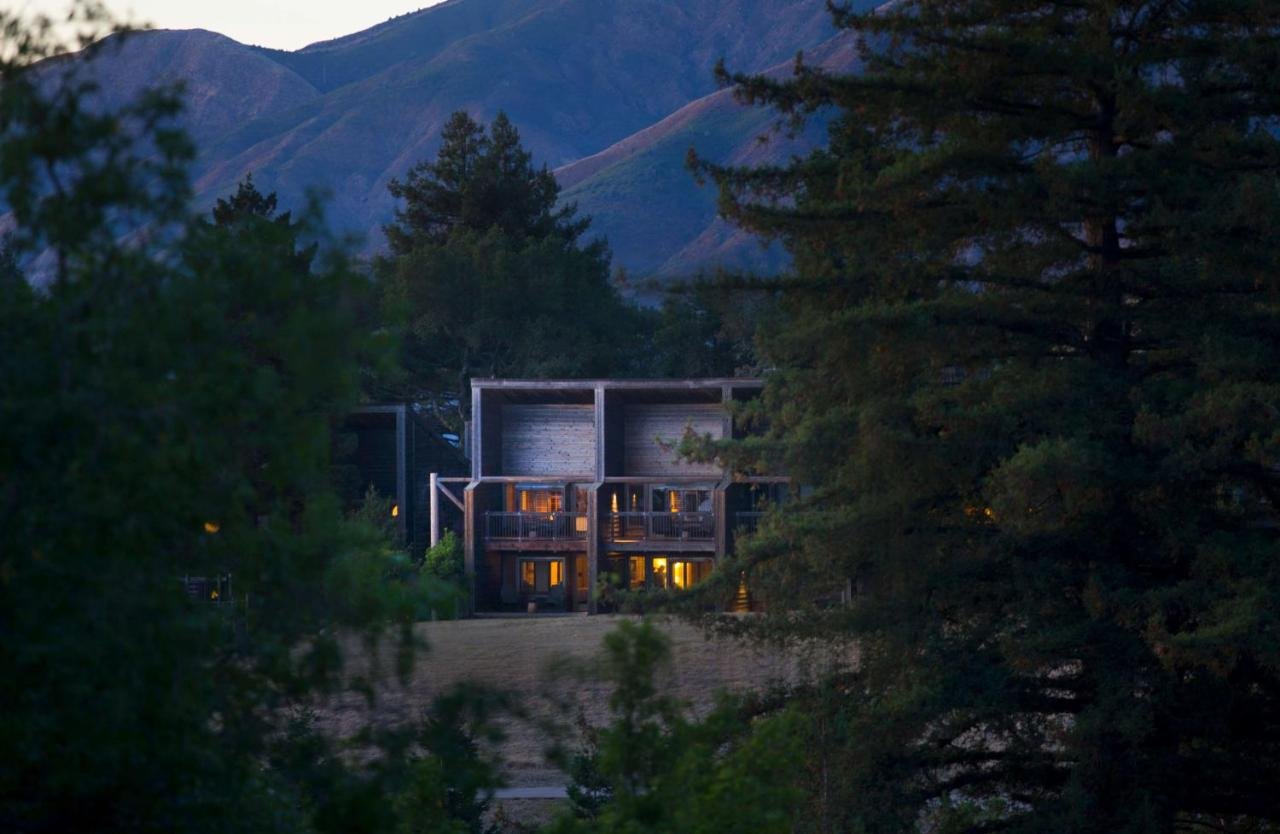 Gallery image of this property