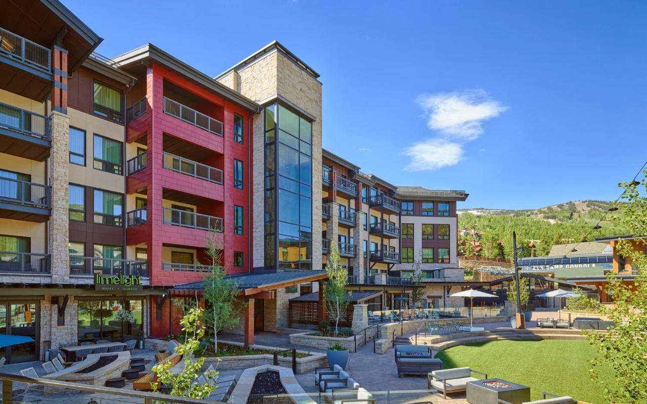 Gallery image of this property
