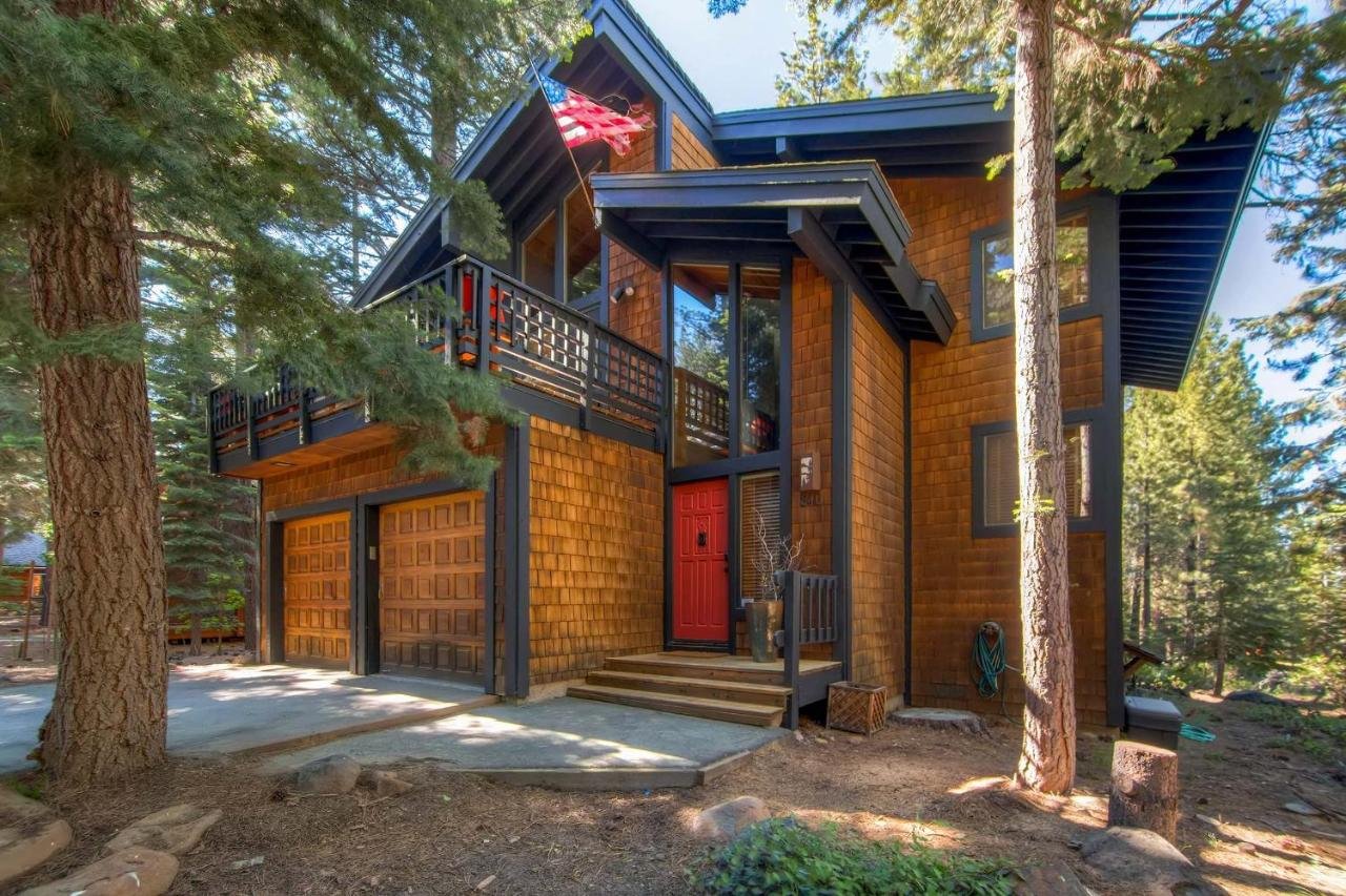 Gallery image of this property