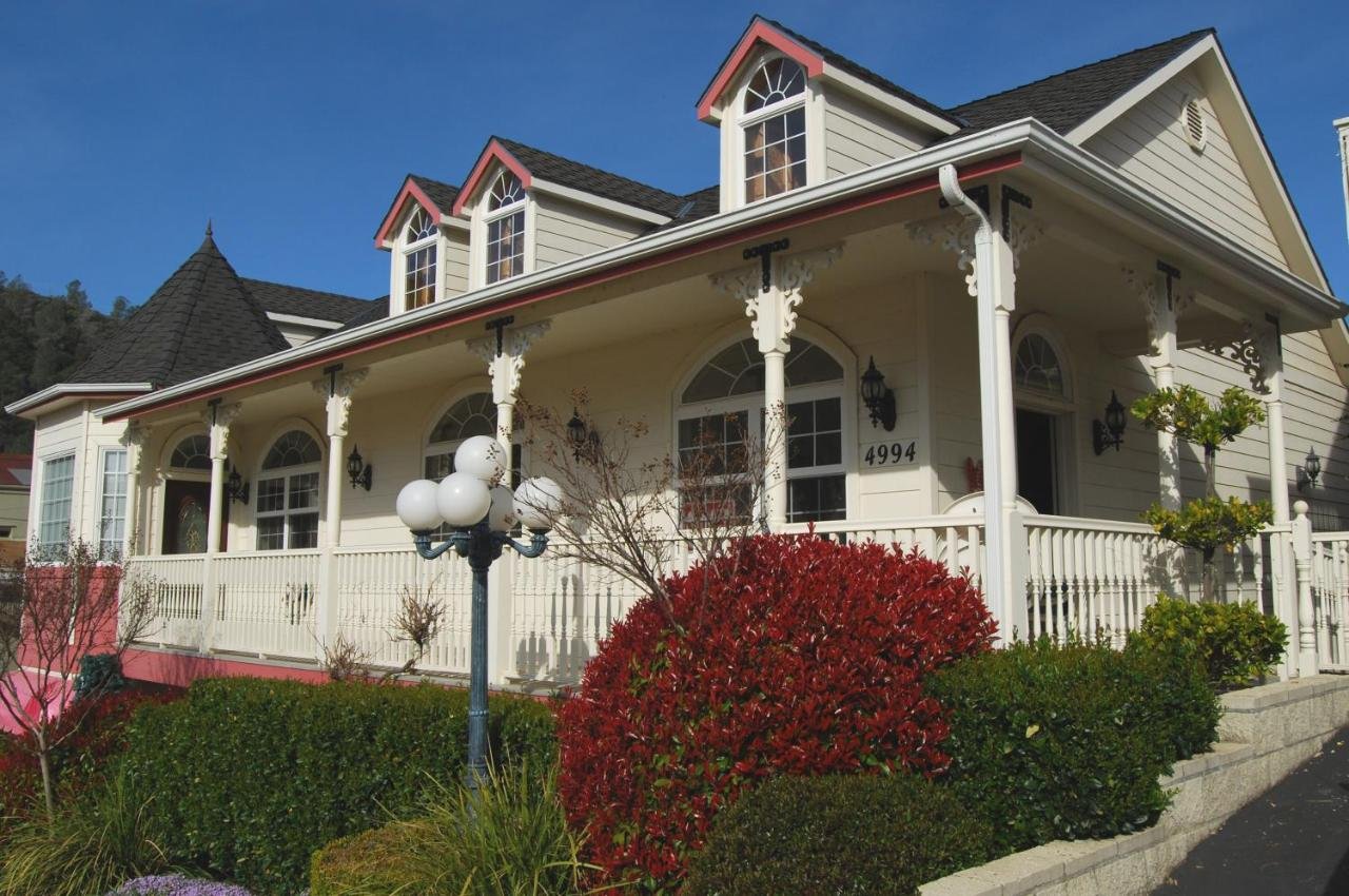 Gallery image of this property