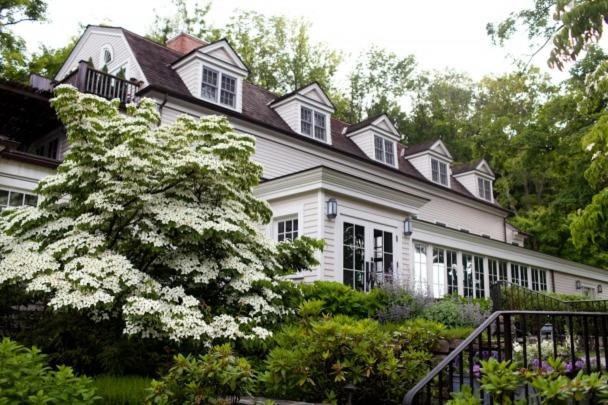 Gallery image of this property