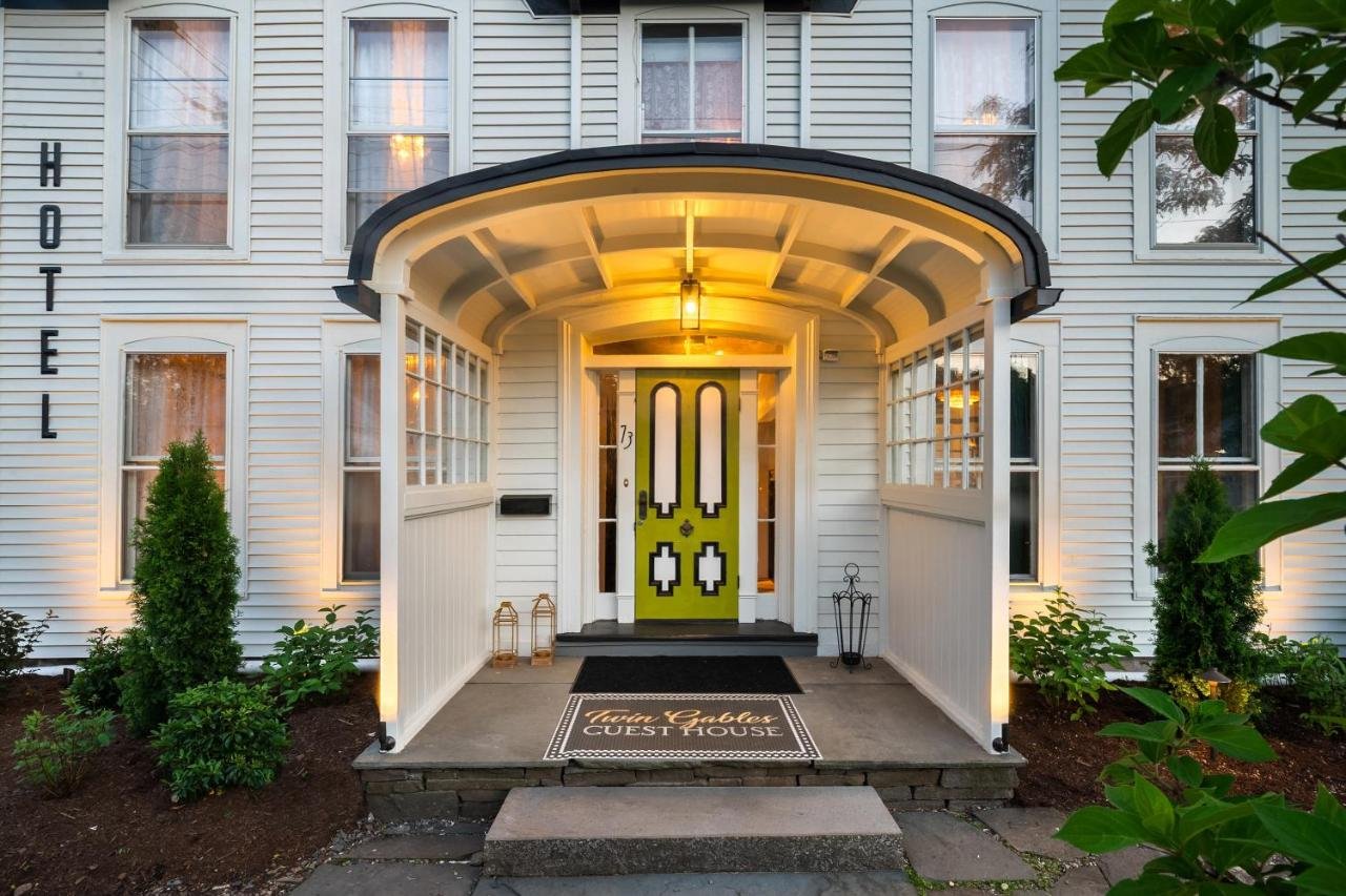 Gallery image of this property