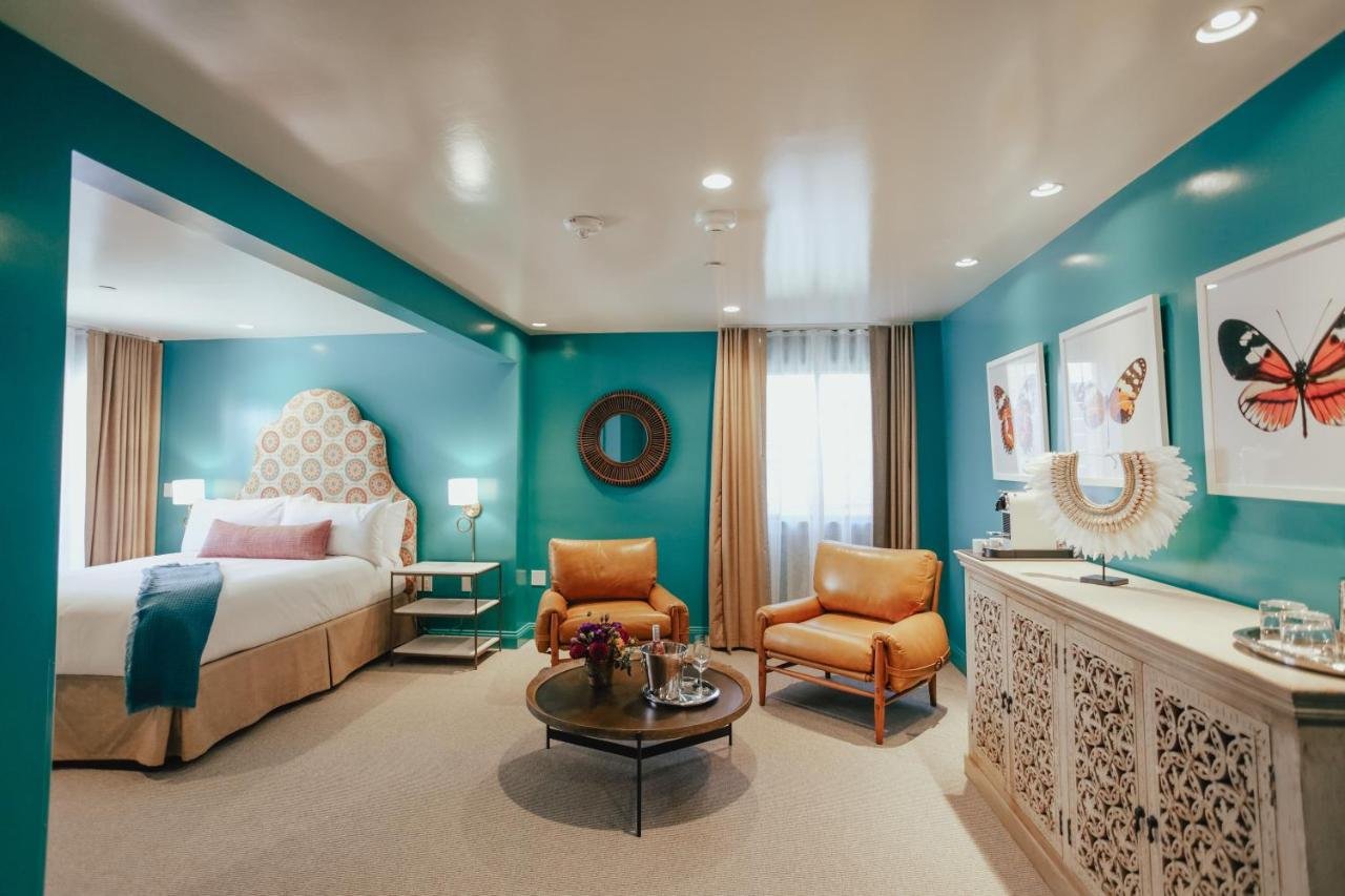 Gallery image of this property