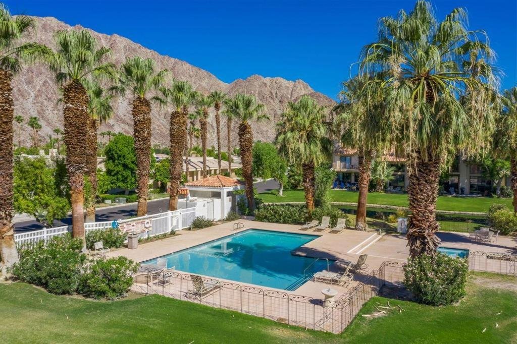 Gallery image of this property