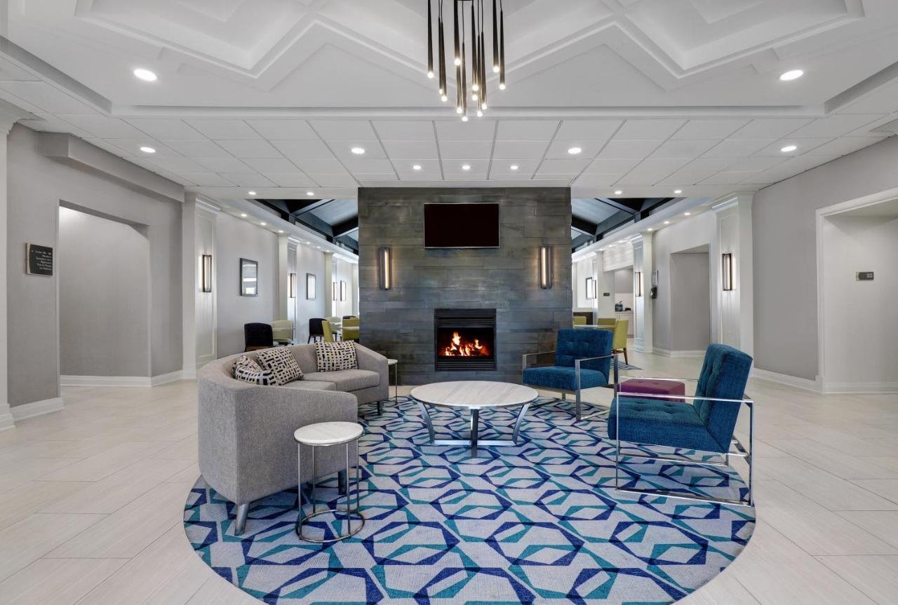 Gallery image of this property