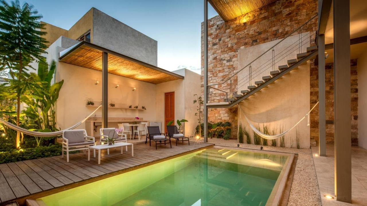 Gallery image of this property