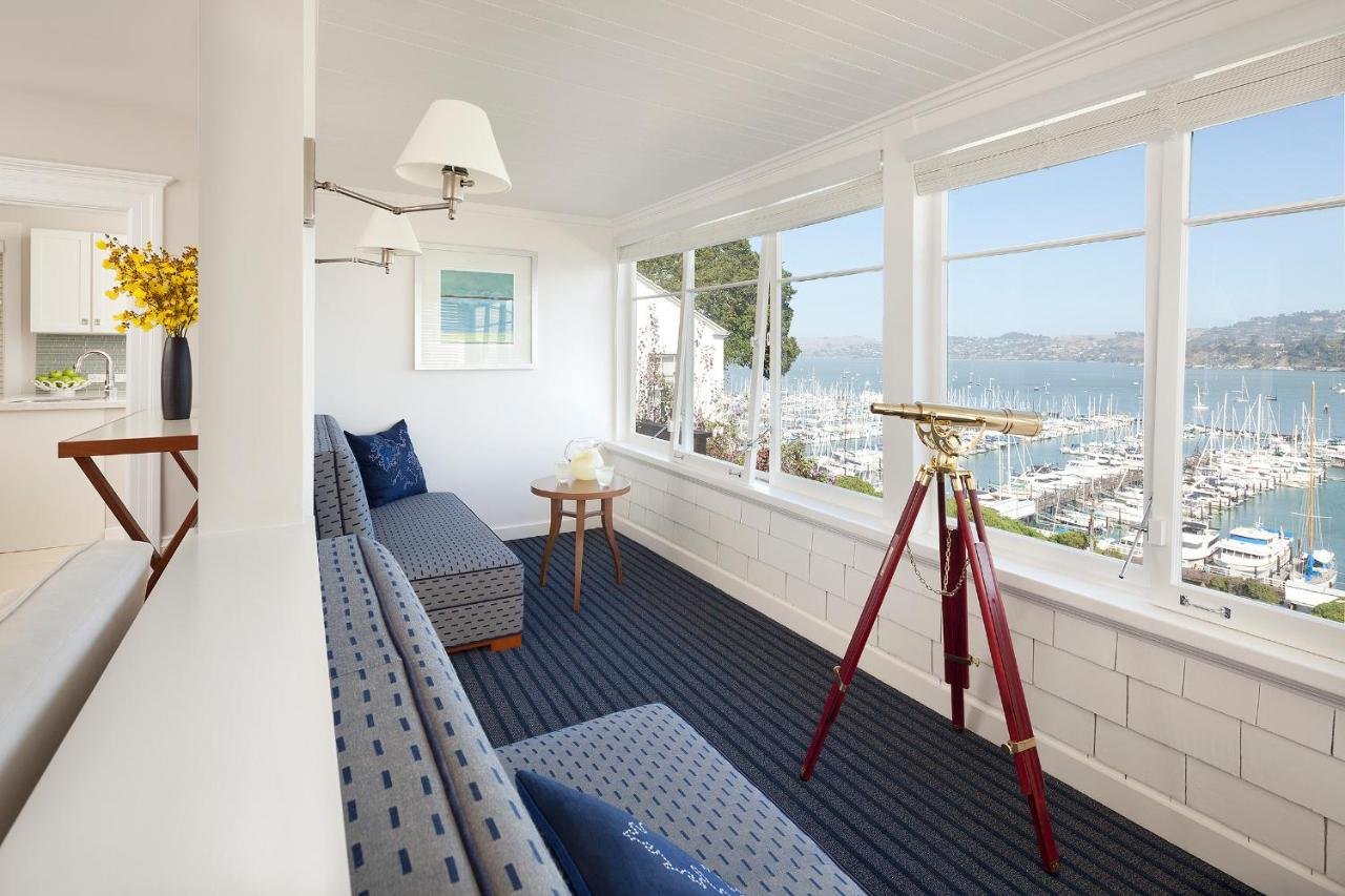 Gallery image of this property