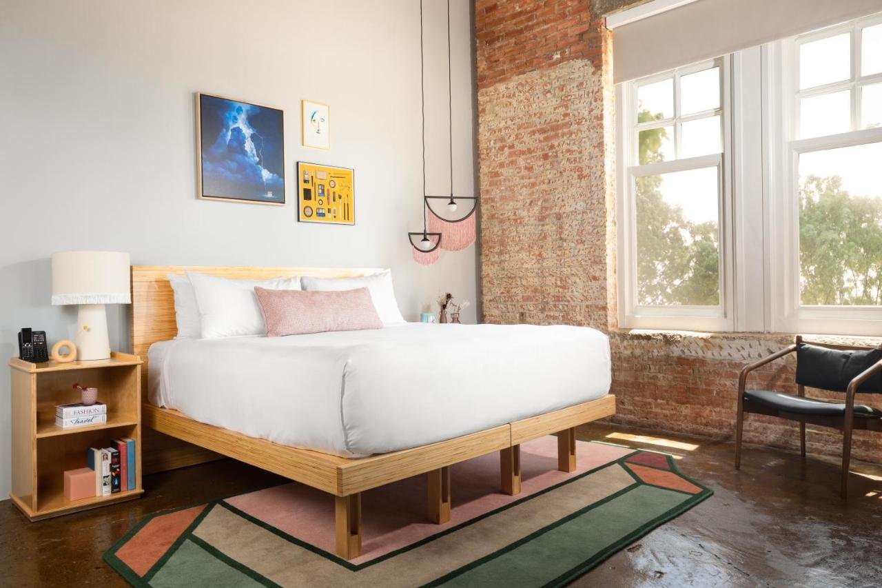 Gallery image of this property