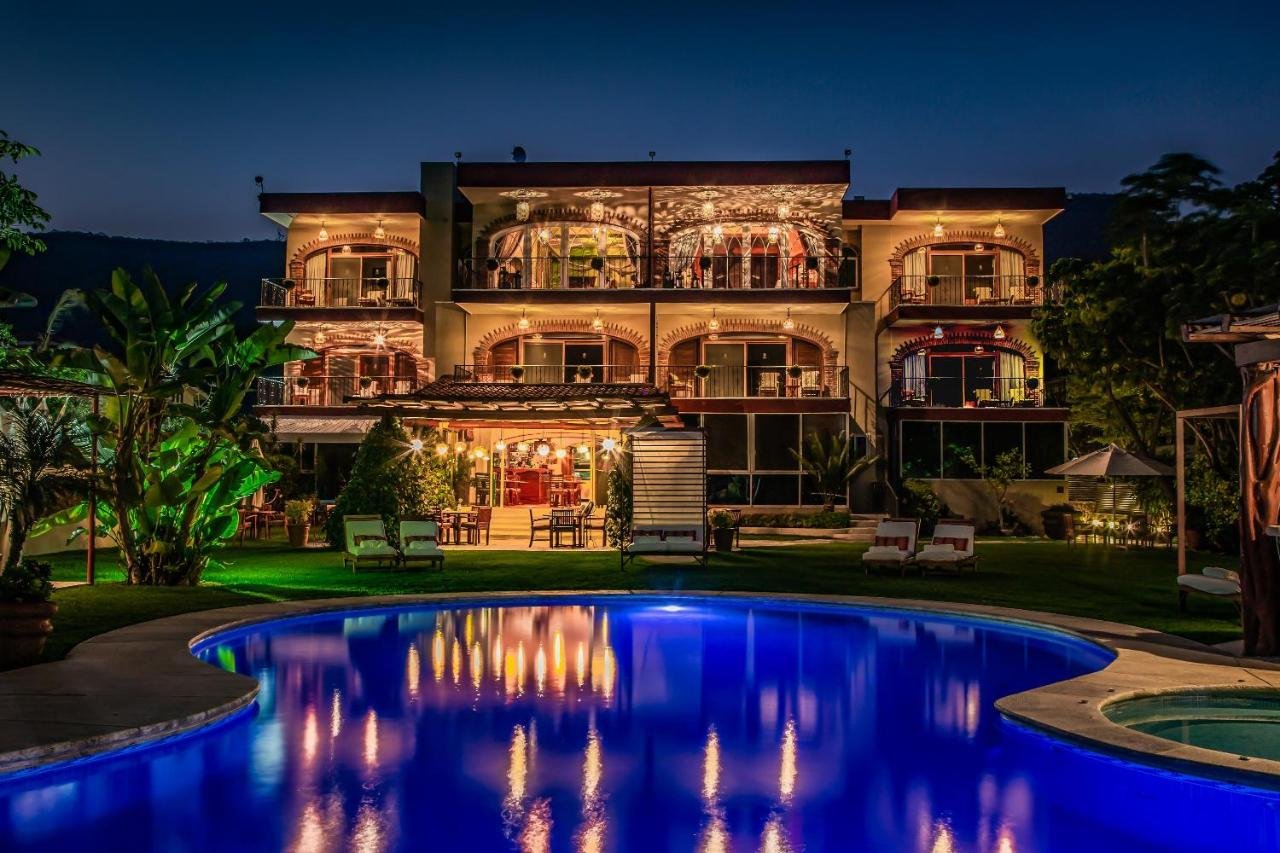 Gallery image of this property
