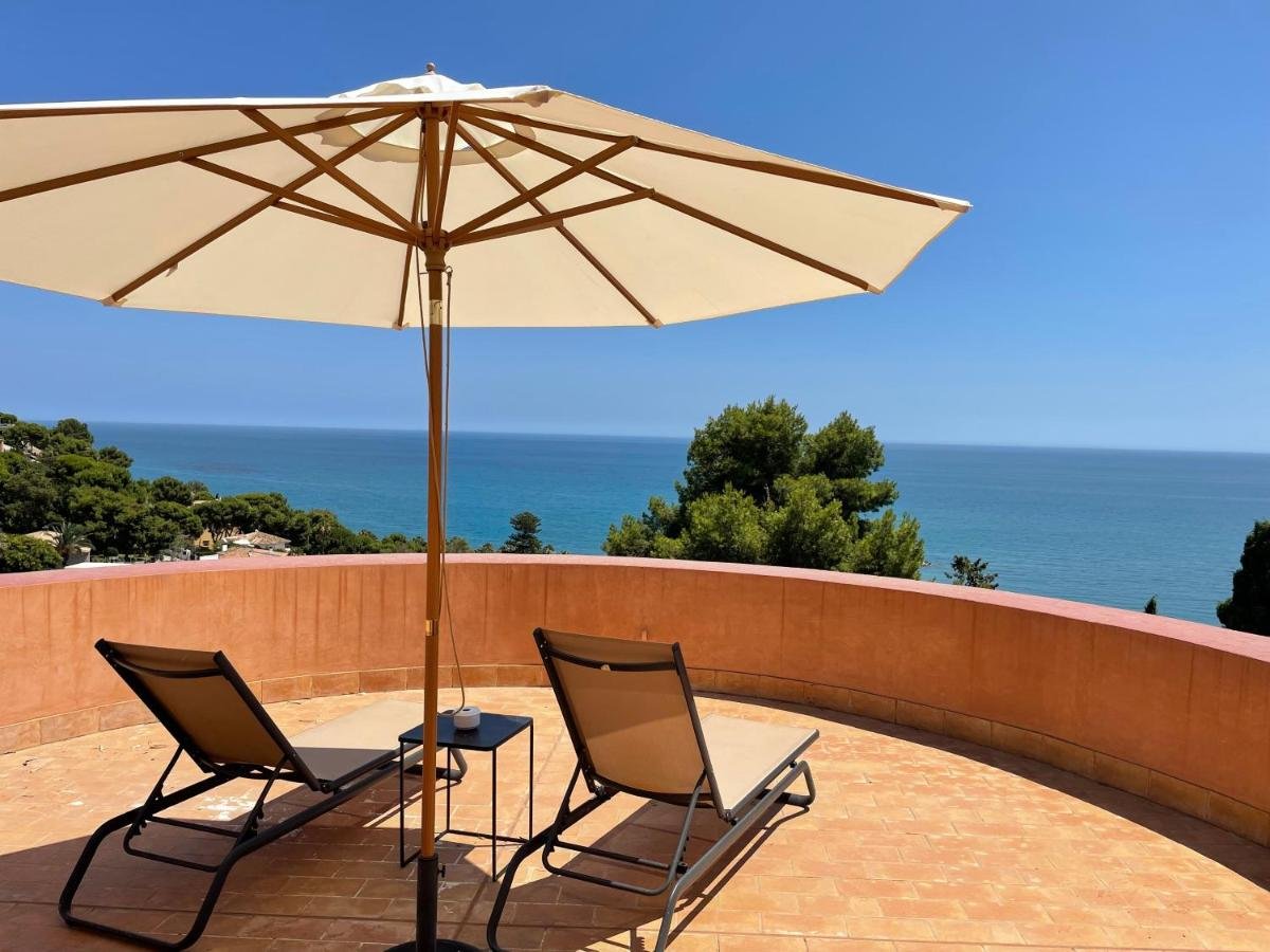 Gallery image of this property