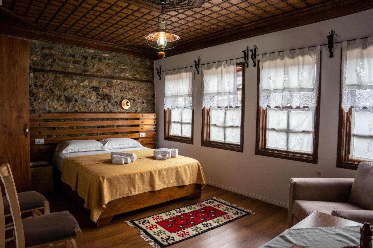 Gallery image of this property