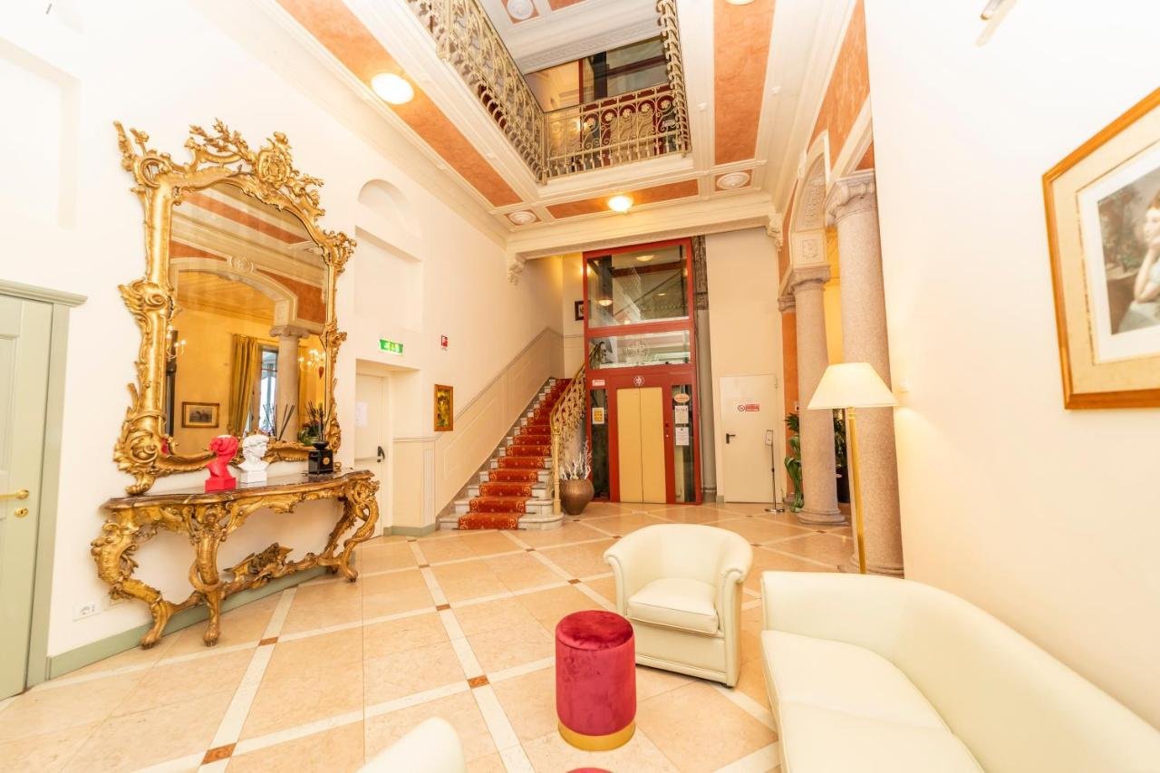 Gallery image of this property