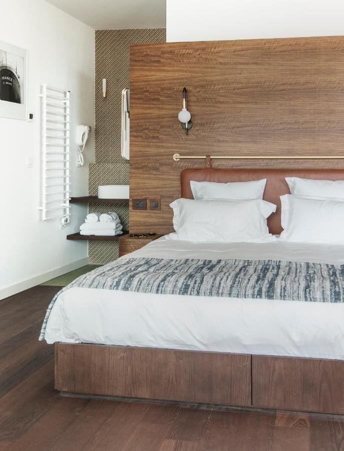 Gallery image of this property