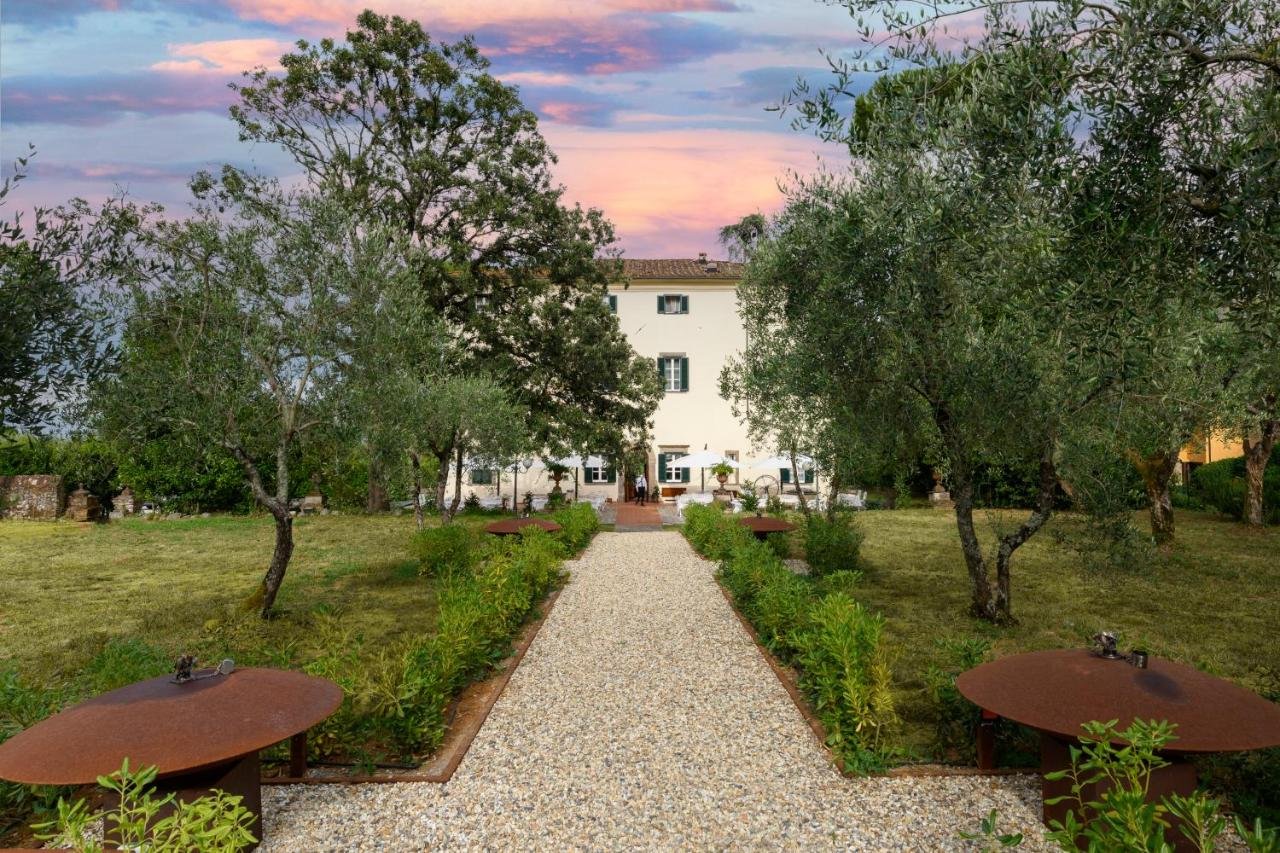Gallery image of this property