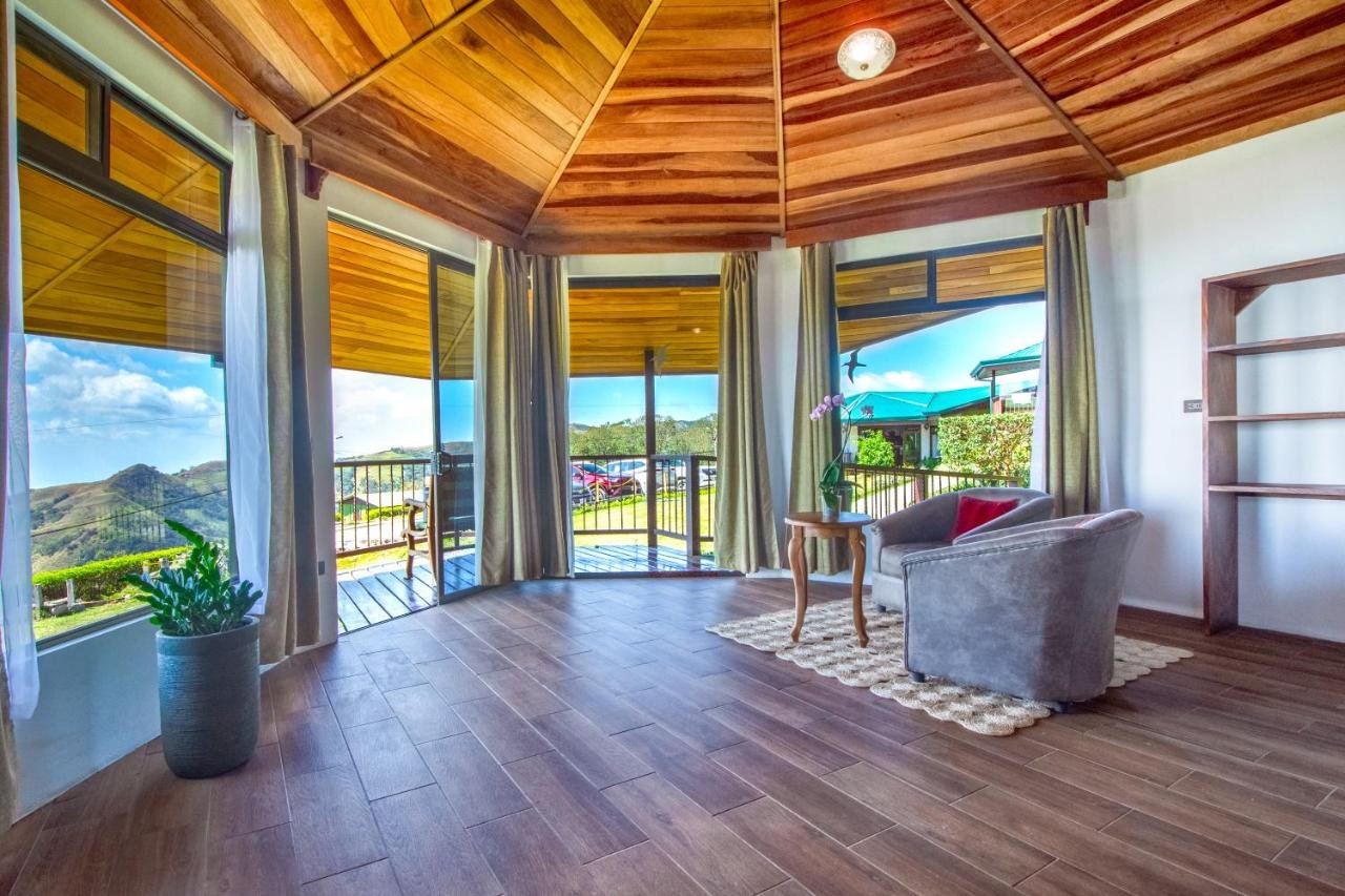 Gallery image of this property
