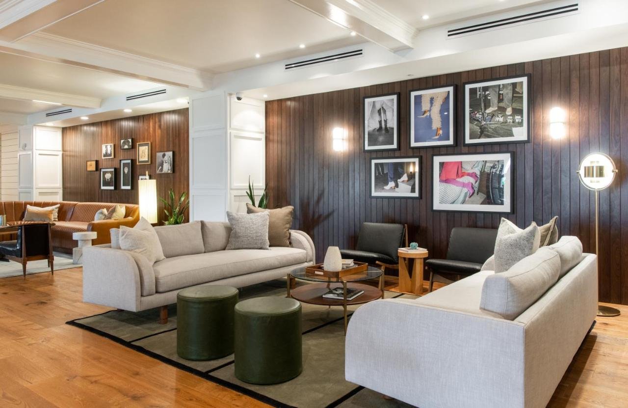 Gallery image of this property