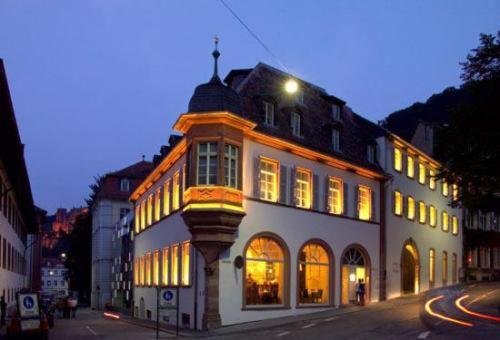 Gallery image of this property