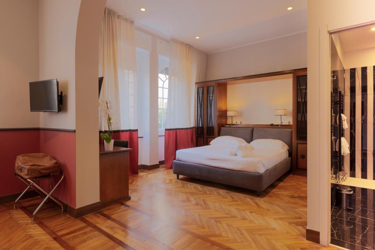 Gallery image of this property