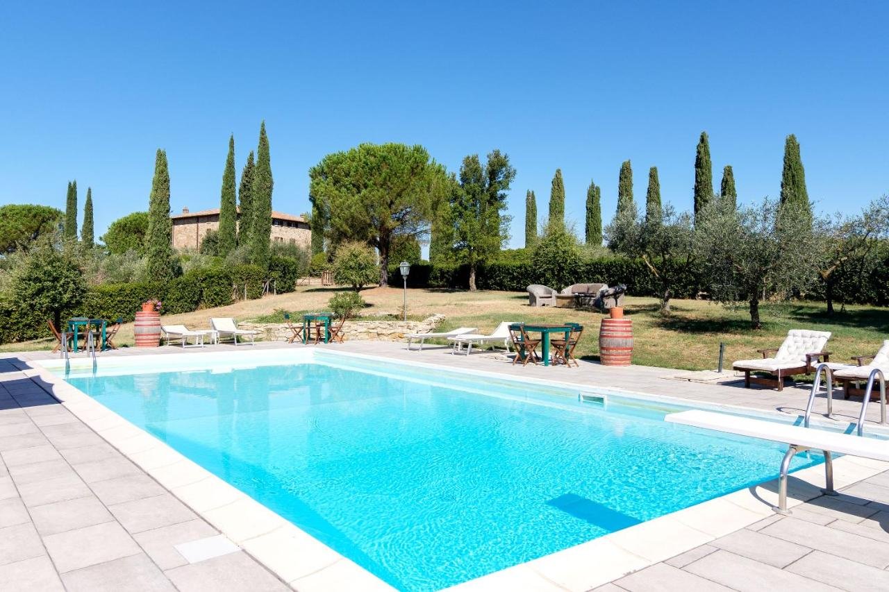 Gallery image of this property