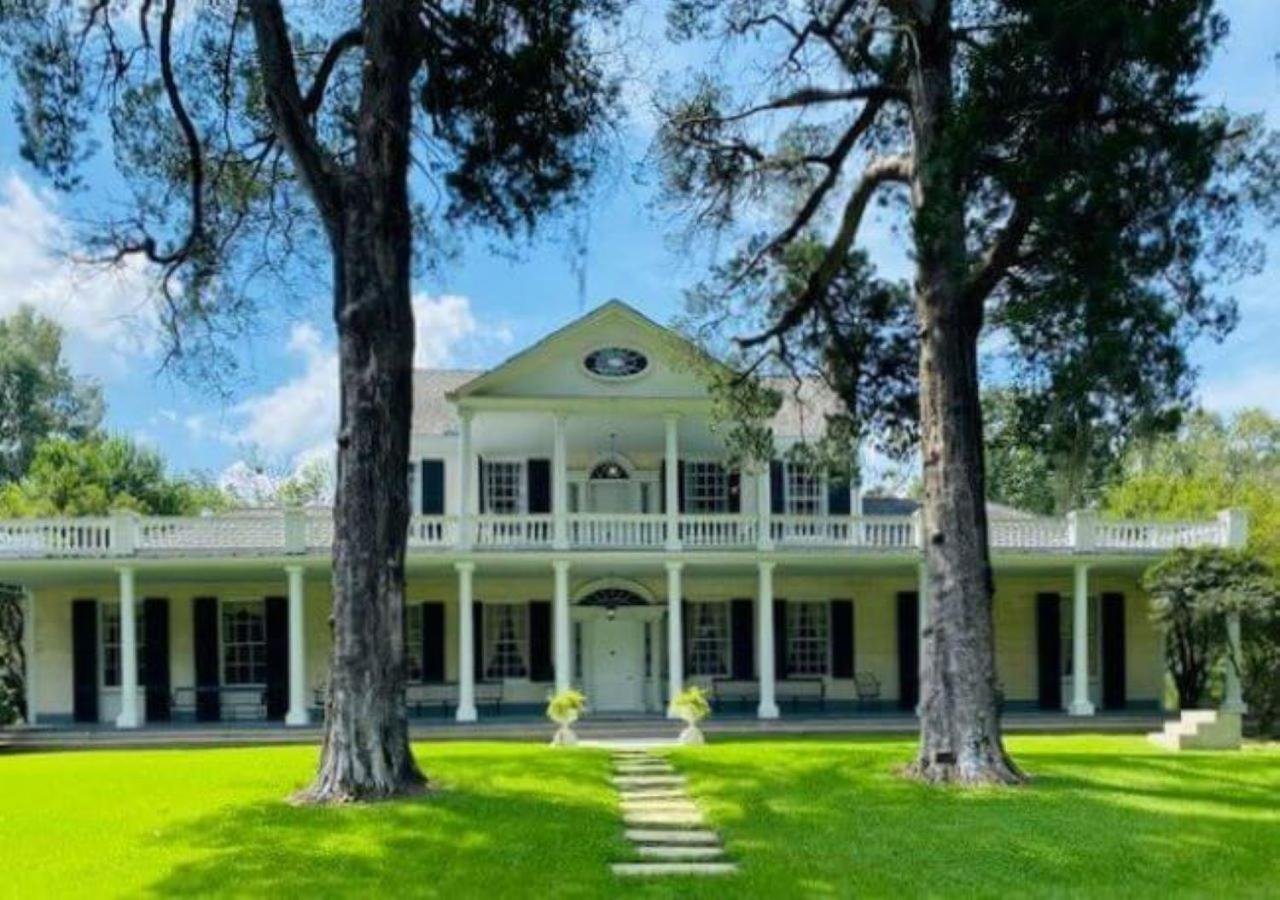 Gallery image of this property