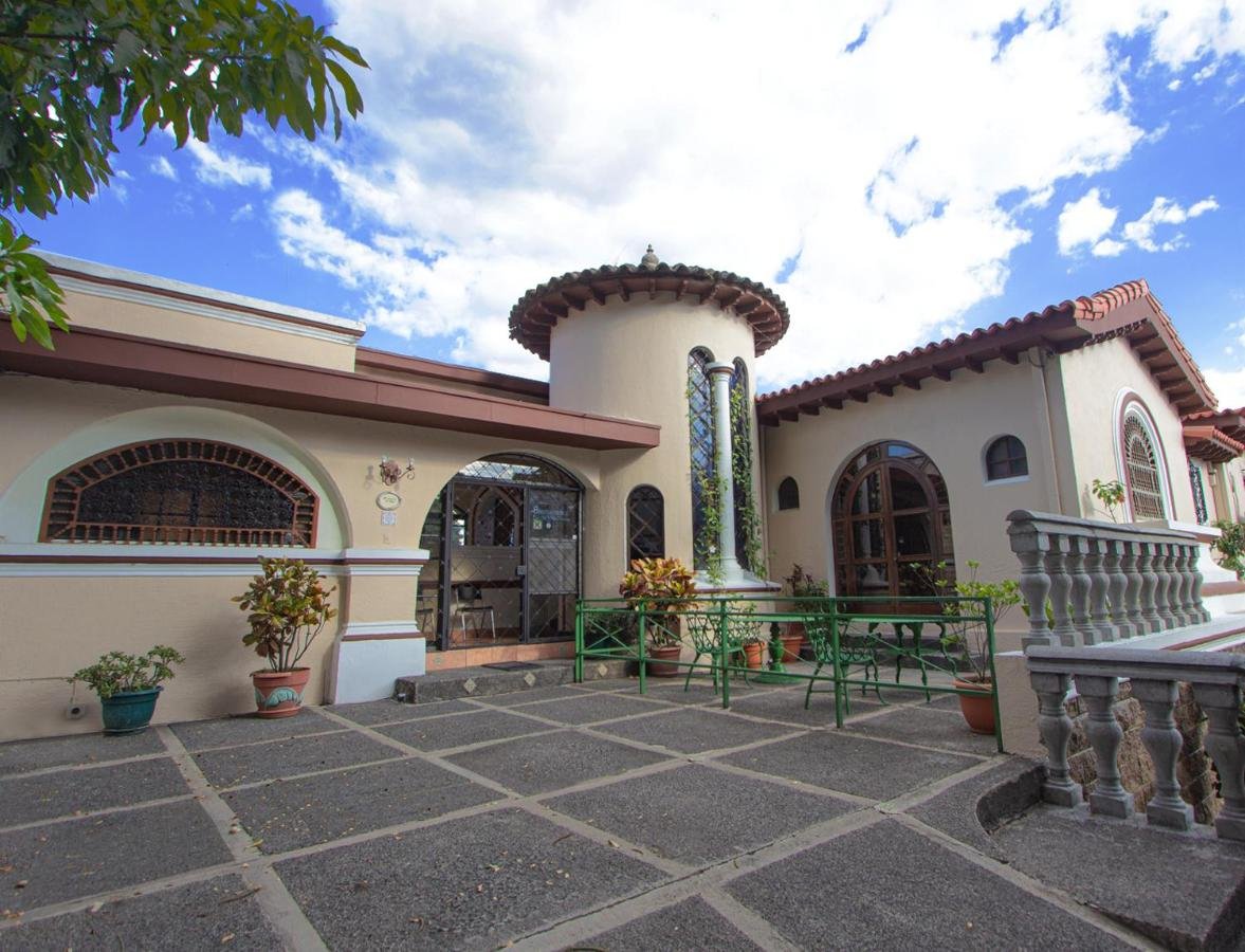 Gallery image of this property