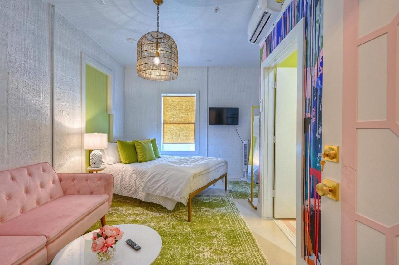 Gallery image of this property