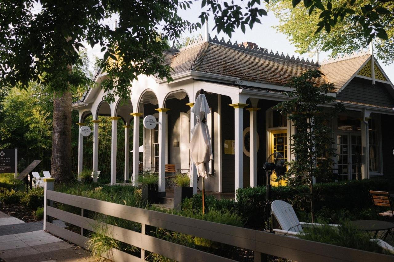 Gallery image of this property