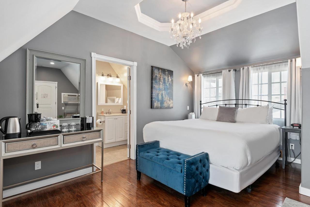 Gallery image of this property